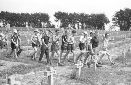 Internationales Jugendworkcamp des CVJM und des Kolpingwerkes mit dem VDK in Recogne-Bastogne