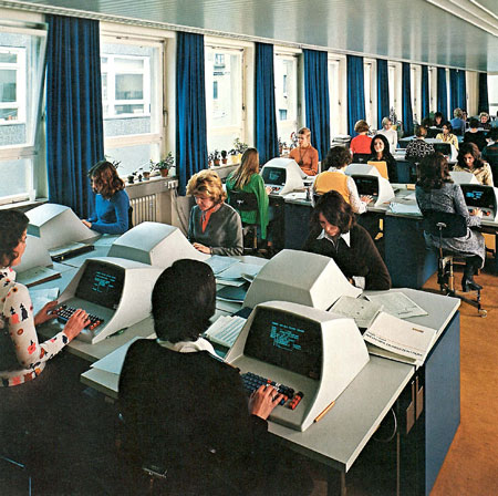 Großraumbüro der Württembergischen Feuerversicherung Stuttgart, Mitte der 1970er-Jahre