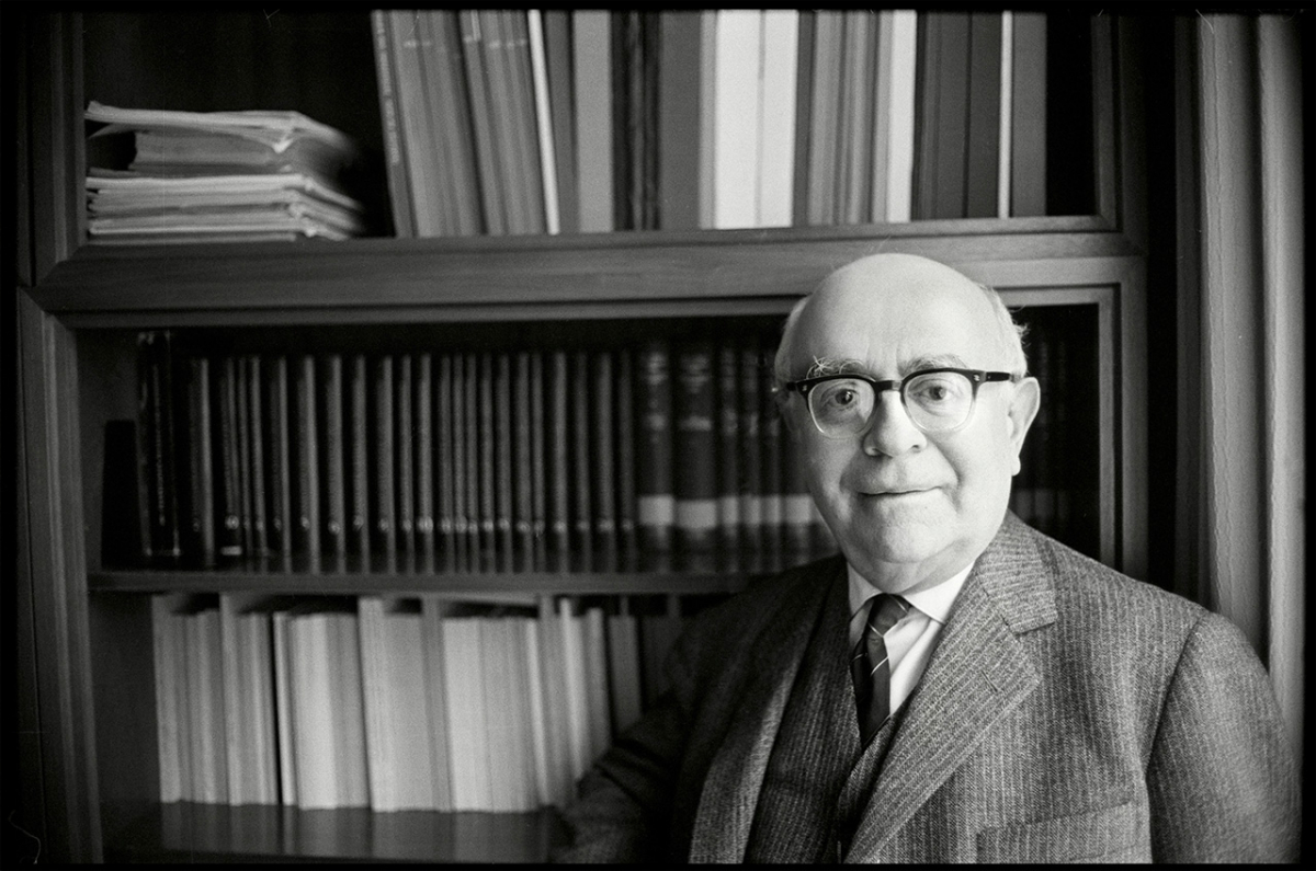 Theodor W. Adorno (1903–1969) im Institut für Sozialforschung an der Universität Frankfurt a.M., 31. Januar 1969 (Max Scheler [1928–2003]/Süddeutsche Zeitung Photo)