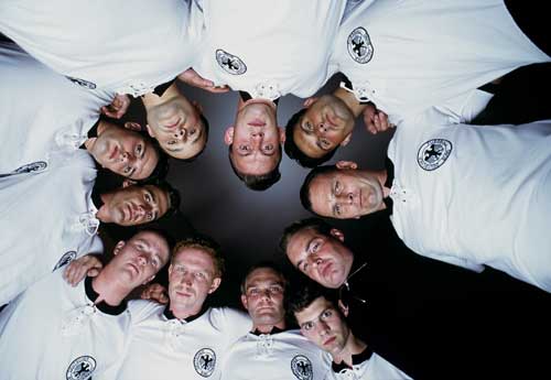 Gruppenbild der deutschen Fußballmannschaft (Szenenfoto)